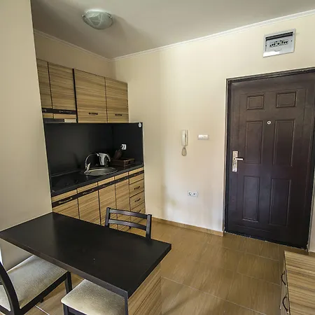 Private In Apollon Complex Apartment Rawda
